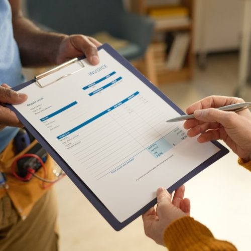 Particuliers : un contrat d'entretien pour éviter les pannes et durer plus longtemps